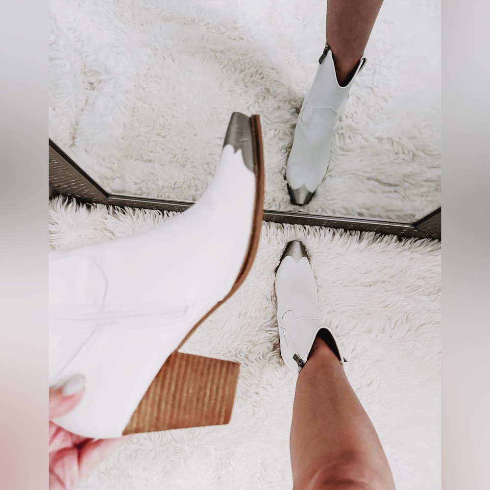 ONE SIZE 11 LEFT! Silver Tipped Western Bootie